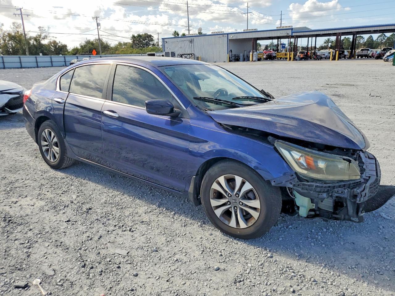 2013 HONDA ACCORD LX photo 4