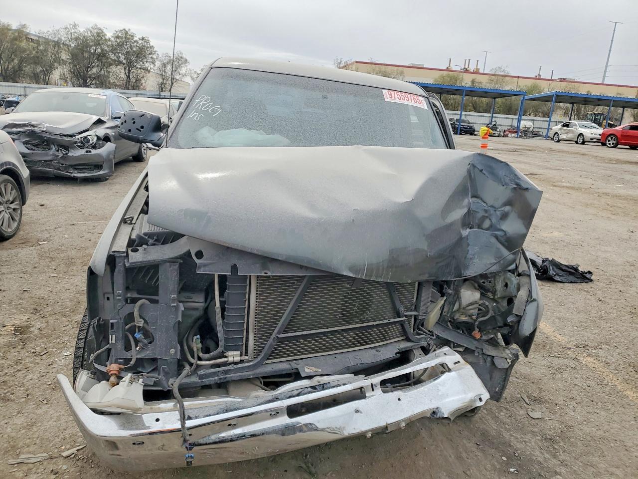 2002 CHEVROLET SILVERADO C1500 photo 5