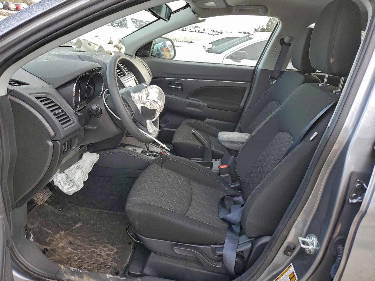 2025 MITSUBISHI OUTLANDER SPORT S photo 7