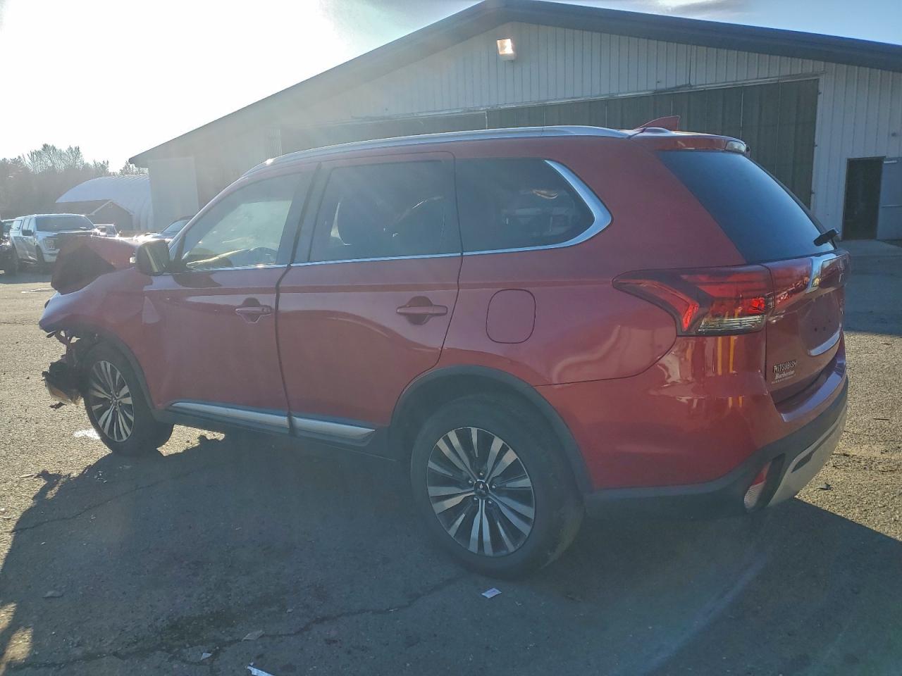 2019 MITSUBISHI OUTLANDER SE photo 2