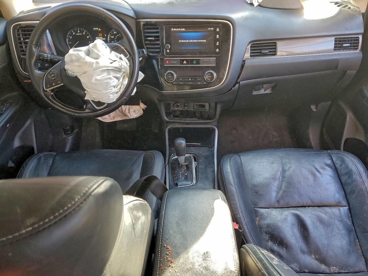 2019 MITSUBISHI OUTLANDER SE photo 8