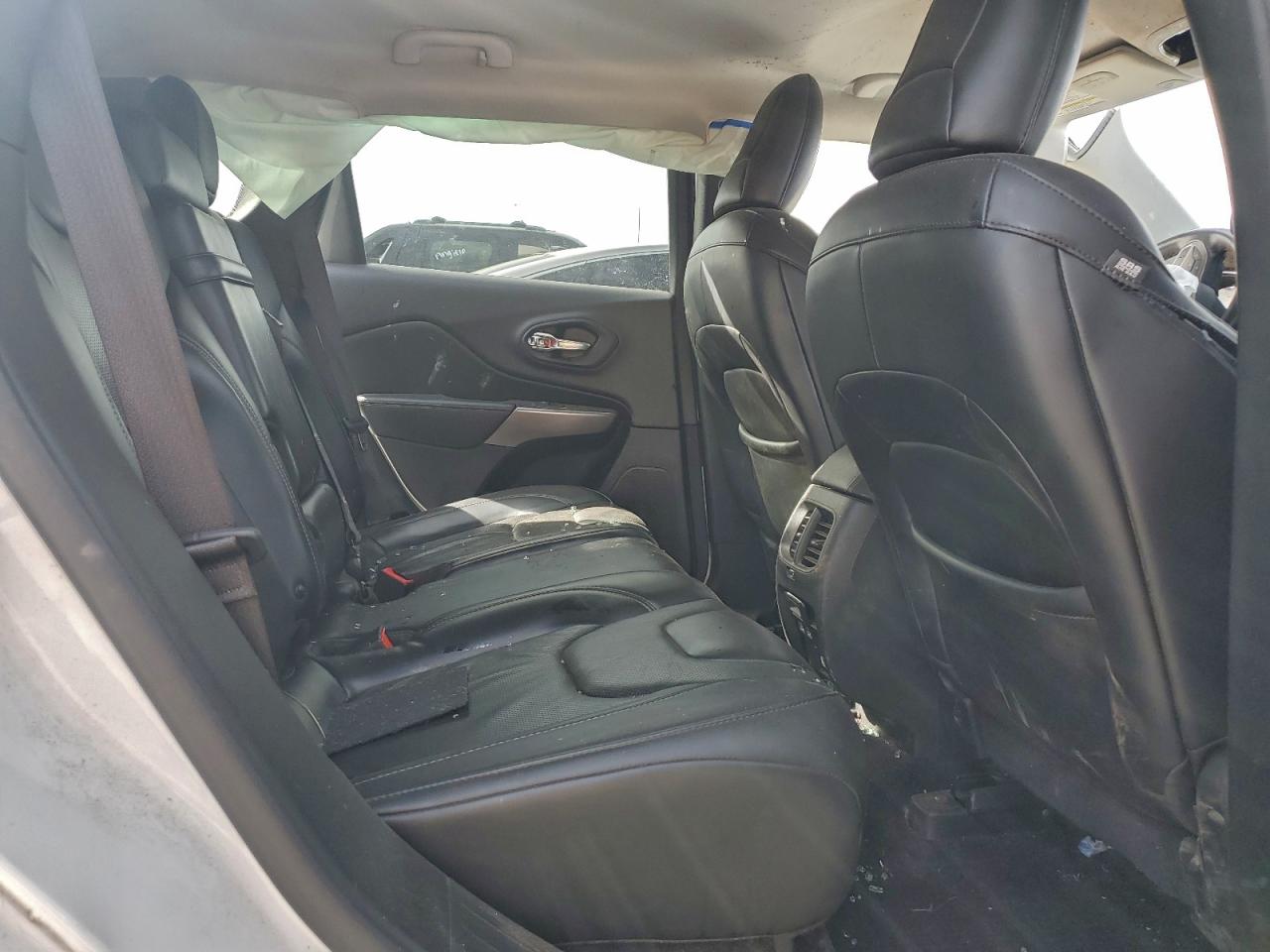 2019 JEEP CHEROKEE LIMITED photo 11