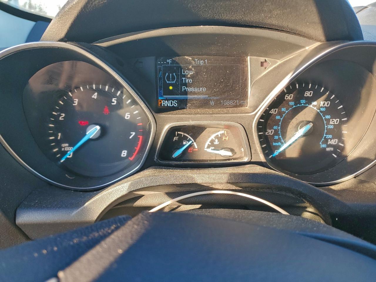 2016 FORD ESCAPE SE photo 17