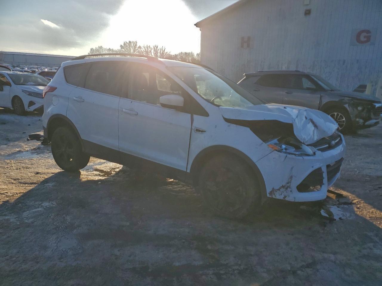 2016 FORD ESCAPE SE photo 7