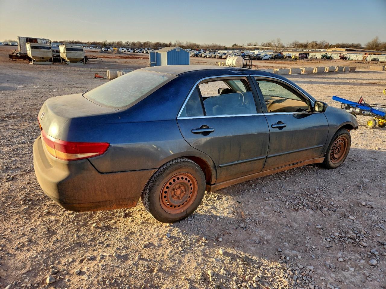 2003 HONDA ACCORD LX photo 3