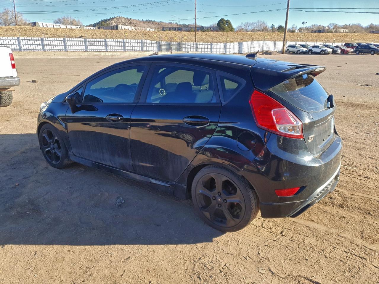 2016 FORD FIESTA ST photo 2