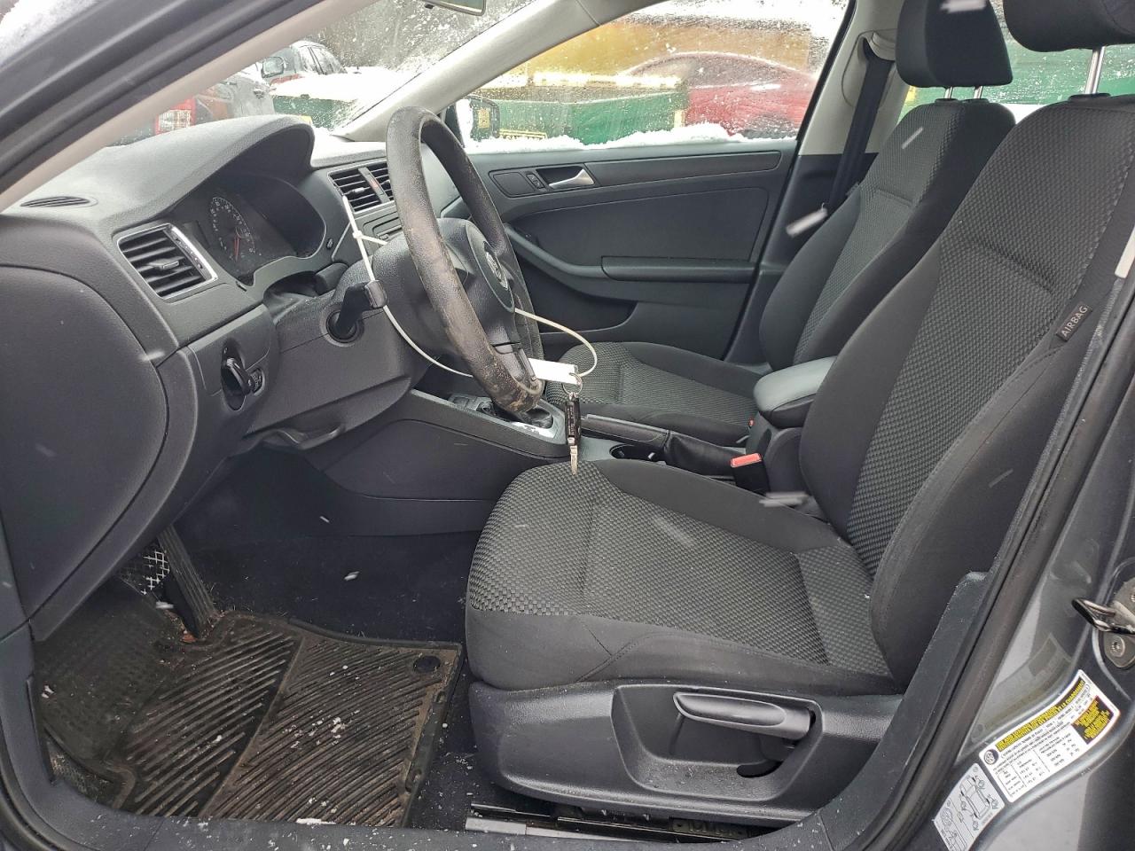 2013 VOLKSWAGEN JETTA BASE photo 7