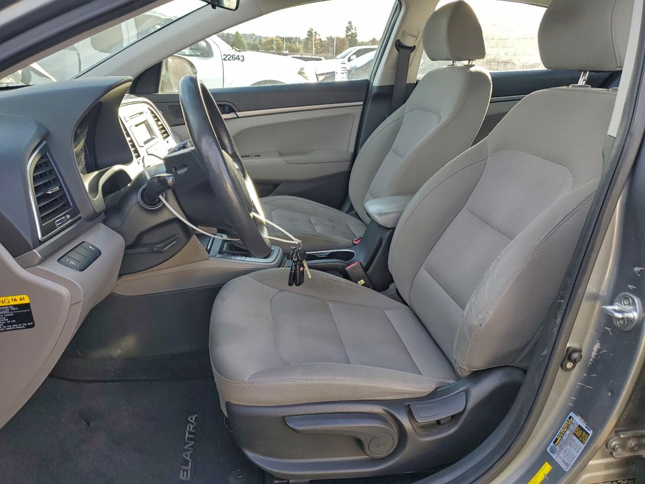 2018 HYUNDAI ELANTRA SE photo 7