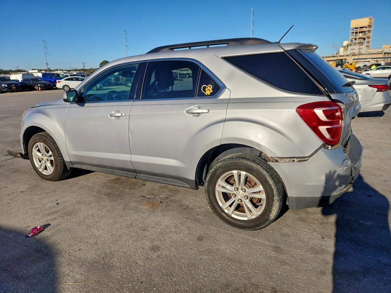 2016 CHEVROLET EQUINOX LT photo 4