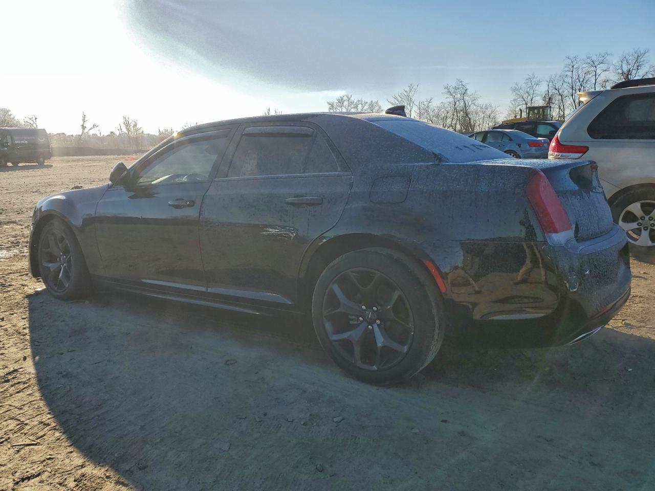 2021 CHRYSLER 300 TOURING photo 2