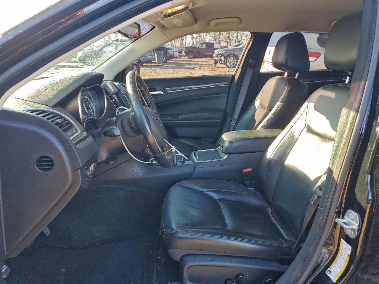 2021 CHRYSLER 300 TOURING photo 7