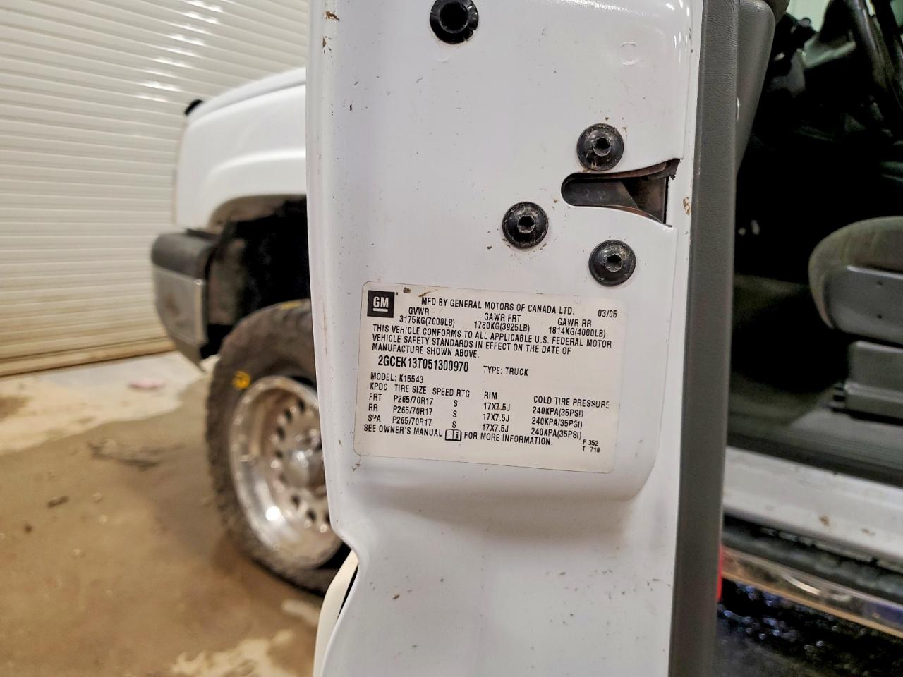 2005 CHEVROLET SILVERADO K1500 photo 23