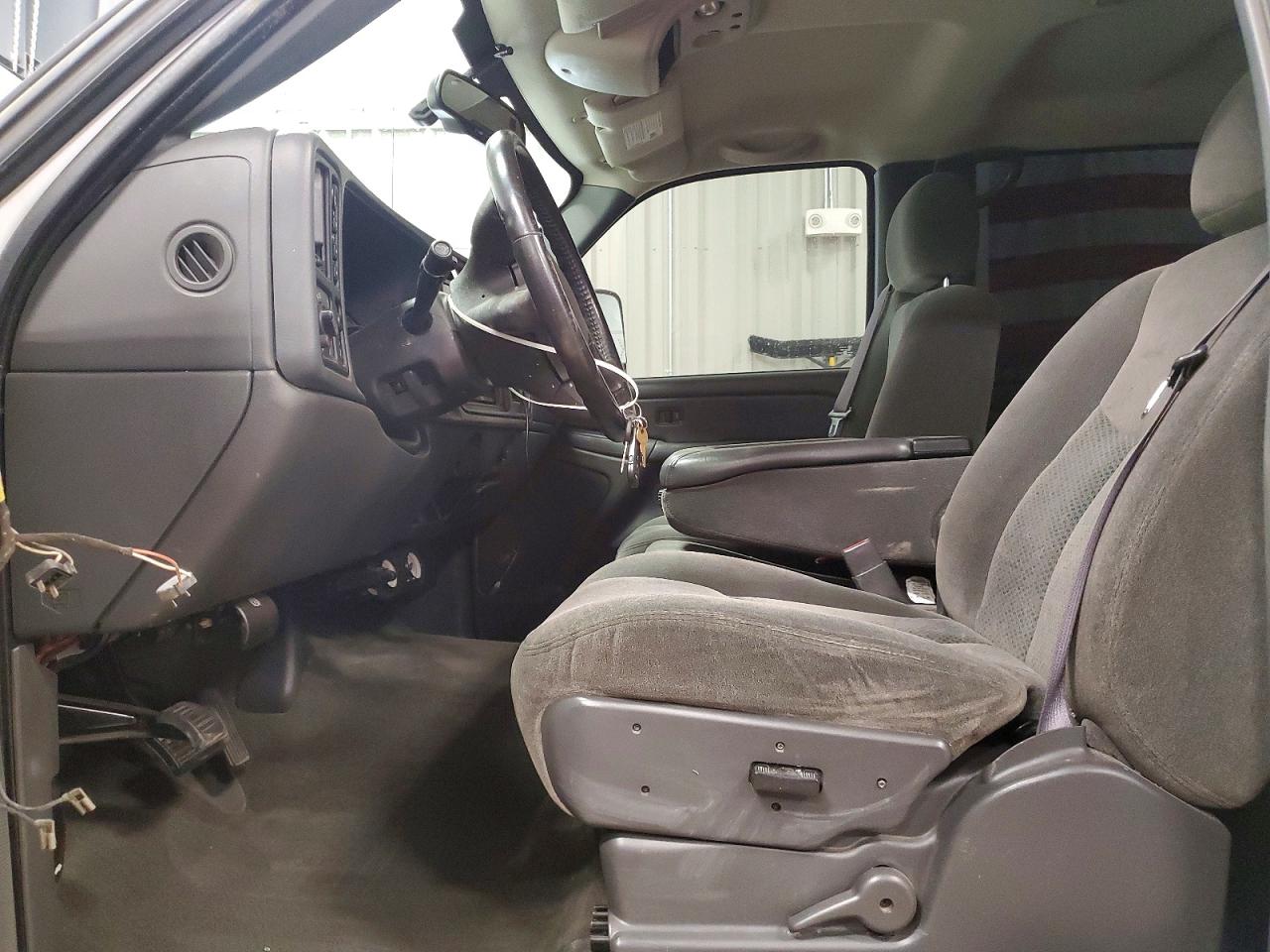 2005 CHEVROLET SILVERADO K1500 photo 13