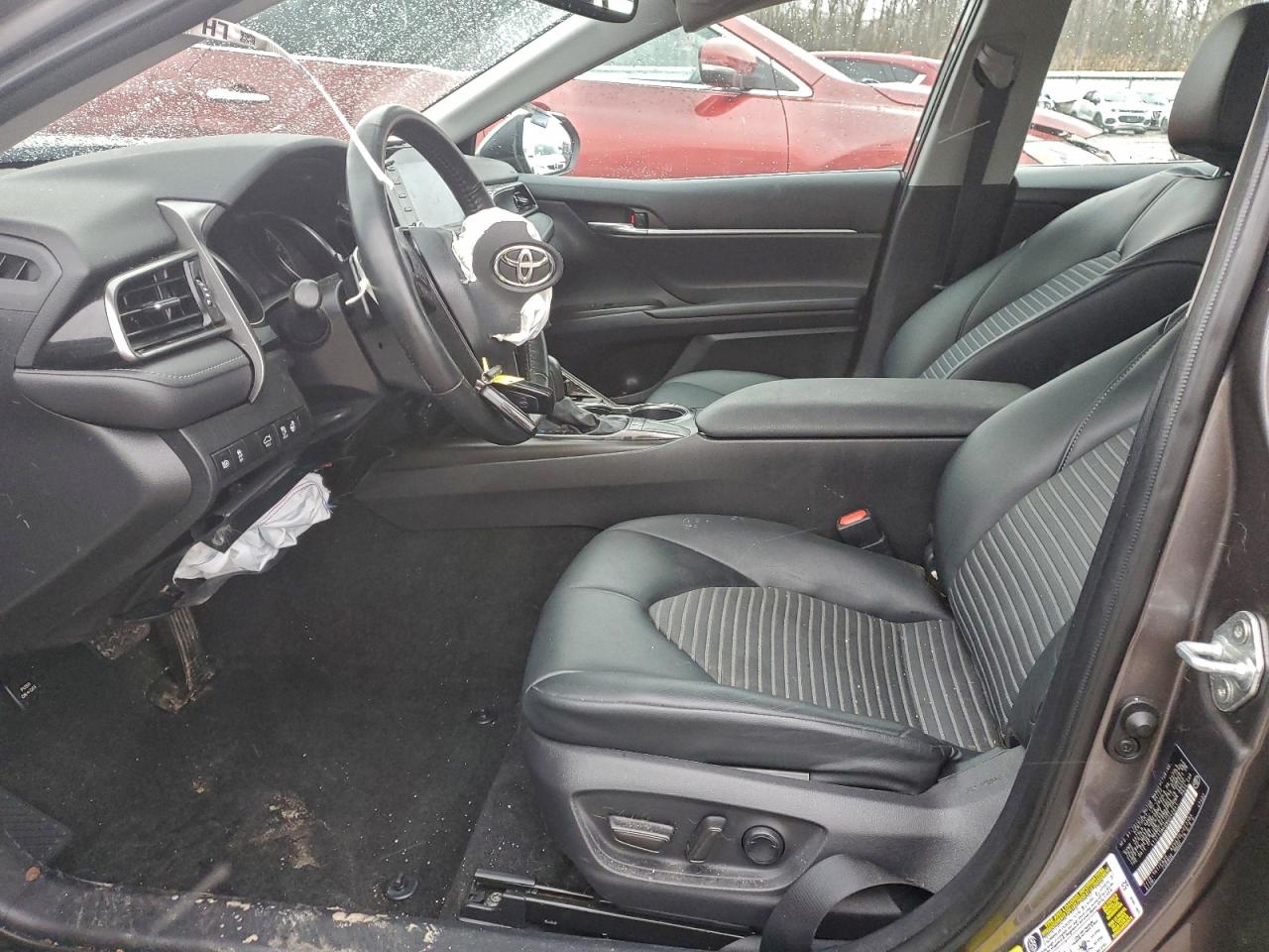 2022 TOYOTA CAMRY SE photo 7