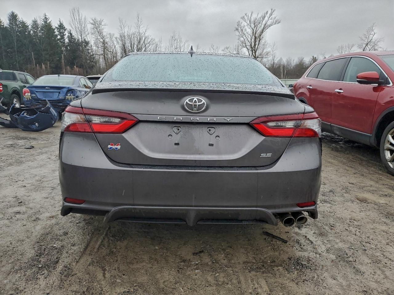 2022 TOYOTA CAMRY SE photo 6