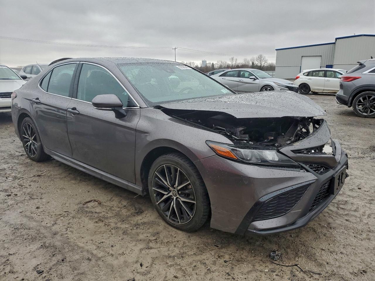 2022 TOYOTA CAMRY SE photo 4