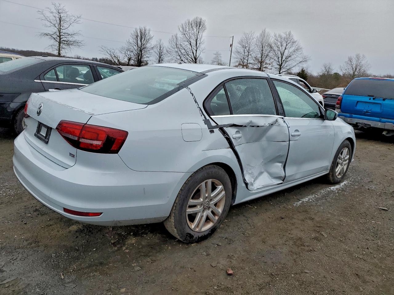 2017 VOLKSWAGEN JETTA S photo 3