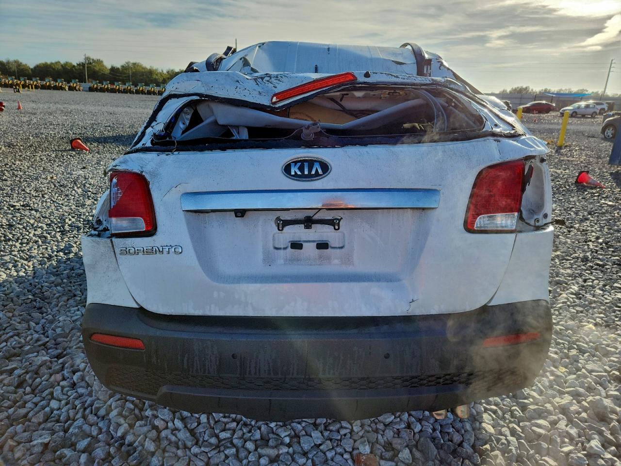 2013 KIA SORENTO LX photo 6