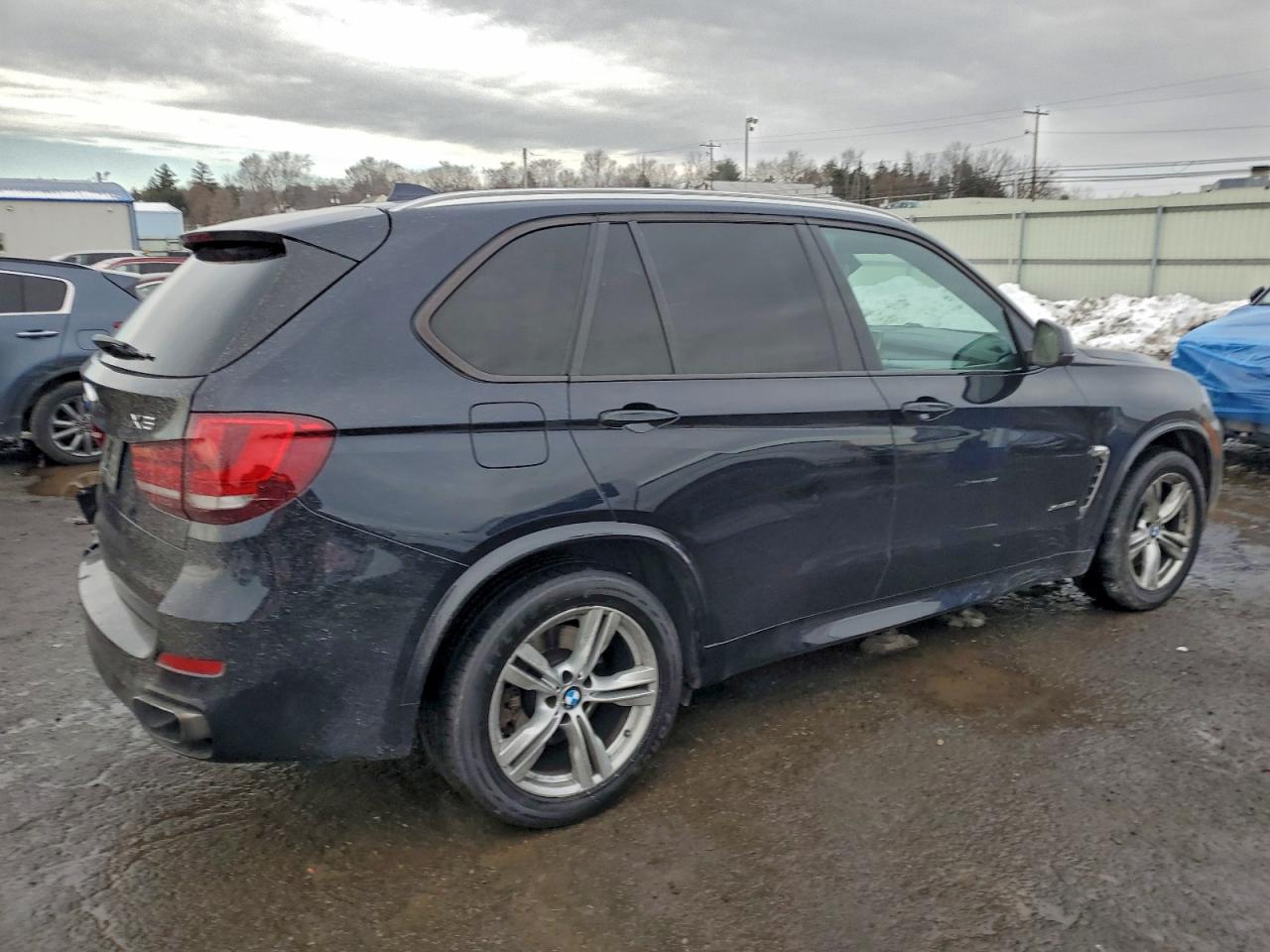 2016 BMW X5 XDRIVE50I photo 3