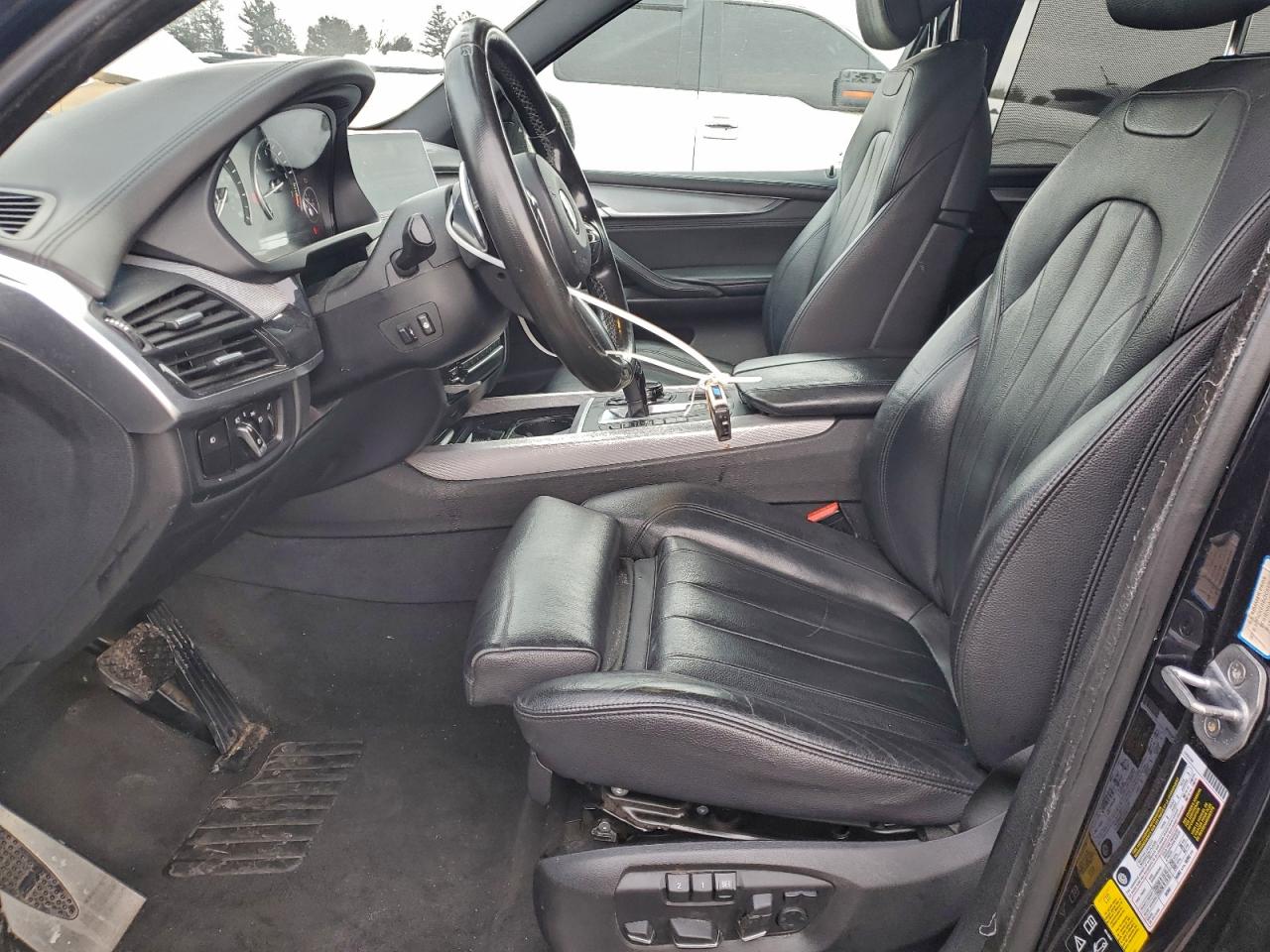 2016 BMW X5 XDRIVE50I photo 7