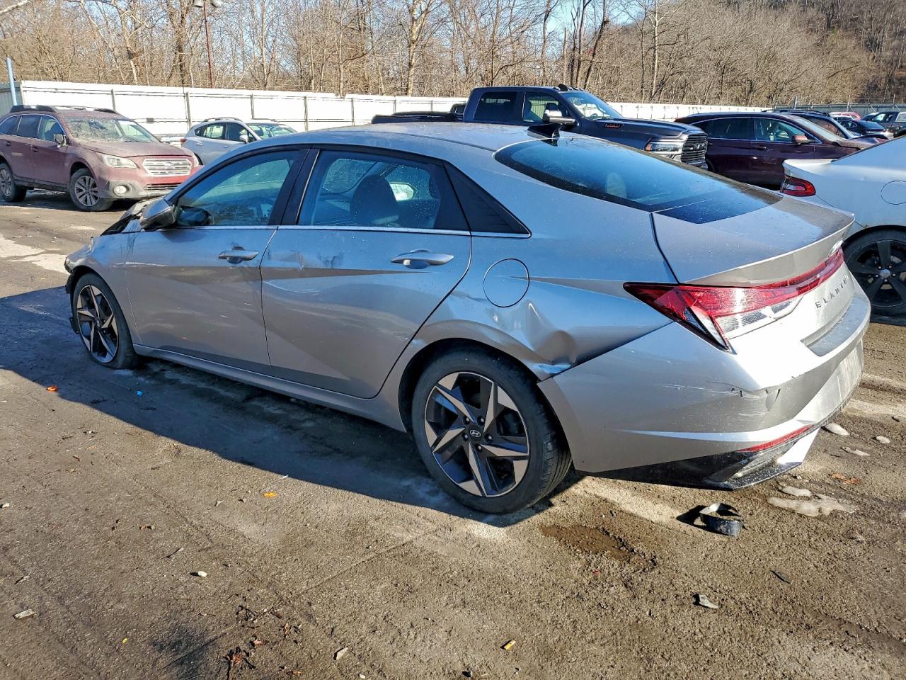 2021 HYUNDAI ELANTRA SEL photo 2