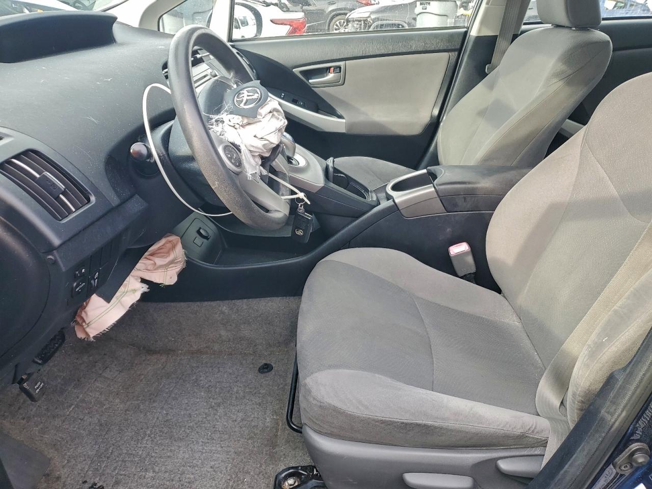 2012 TOYOTA PRIUS photo 7