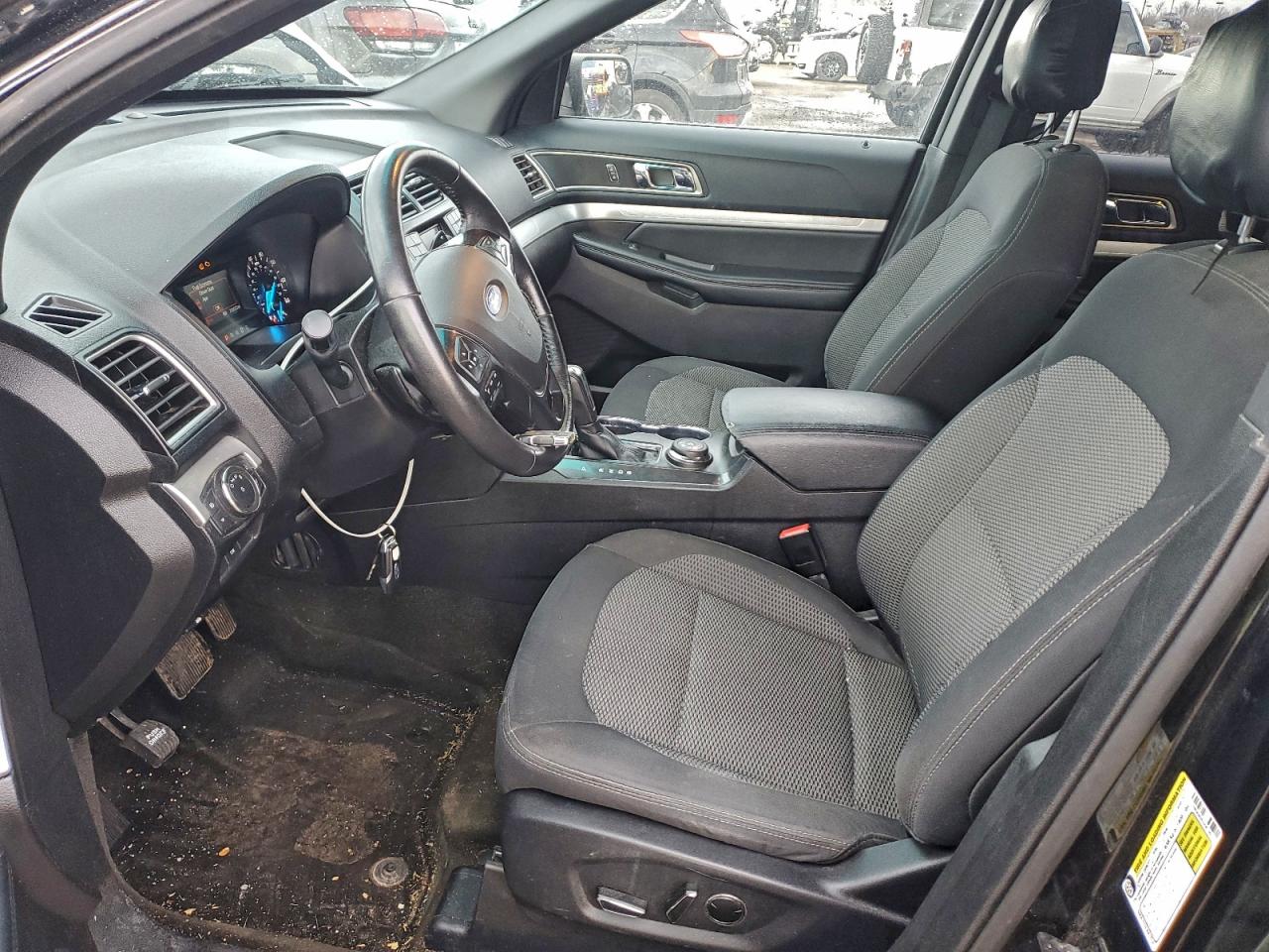 2016 FORD EXPLORER XLT photo 7