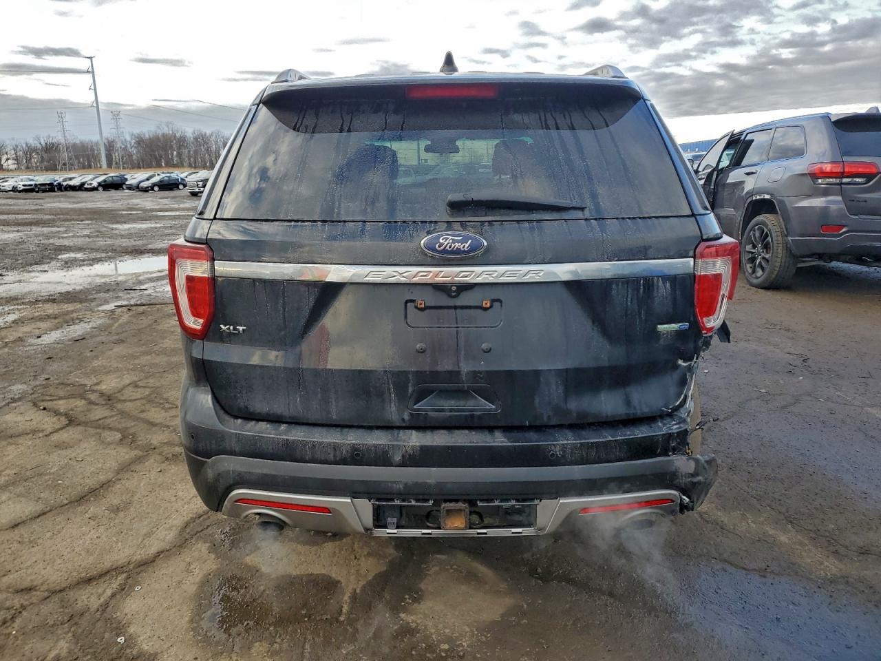2016 FORD EXPLORER XLT photo 6