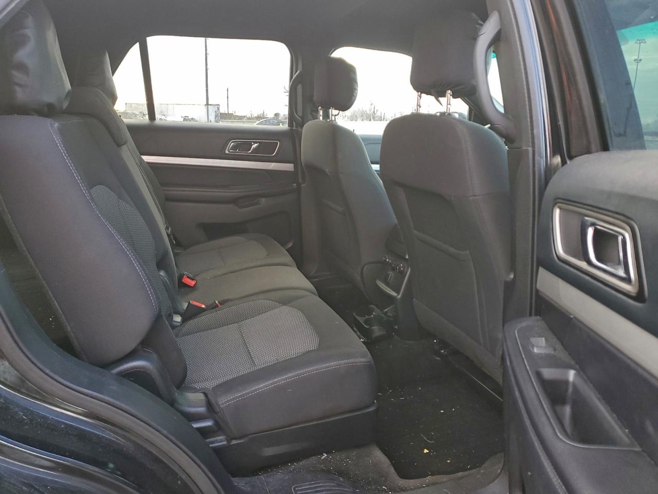 2016 FORD EXPLORER XLT photo 11