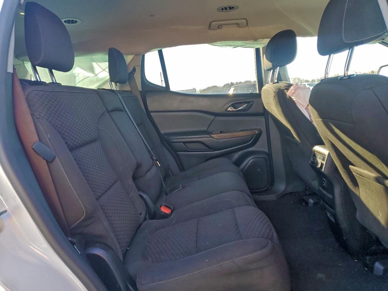 2017 GMC ACADIA SLE photo 21