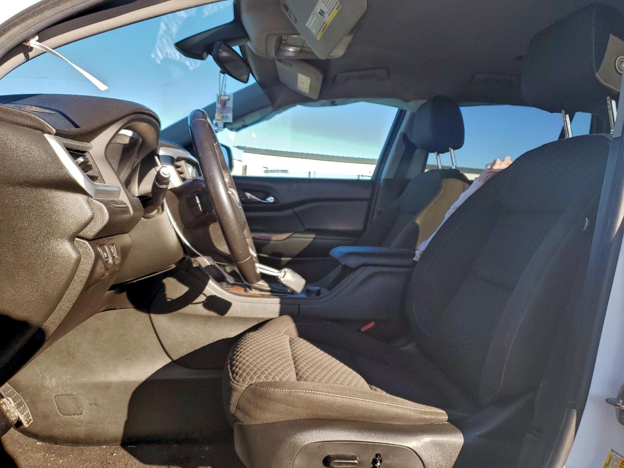 2017 GMC ACADIA SLE photo 13