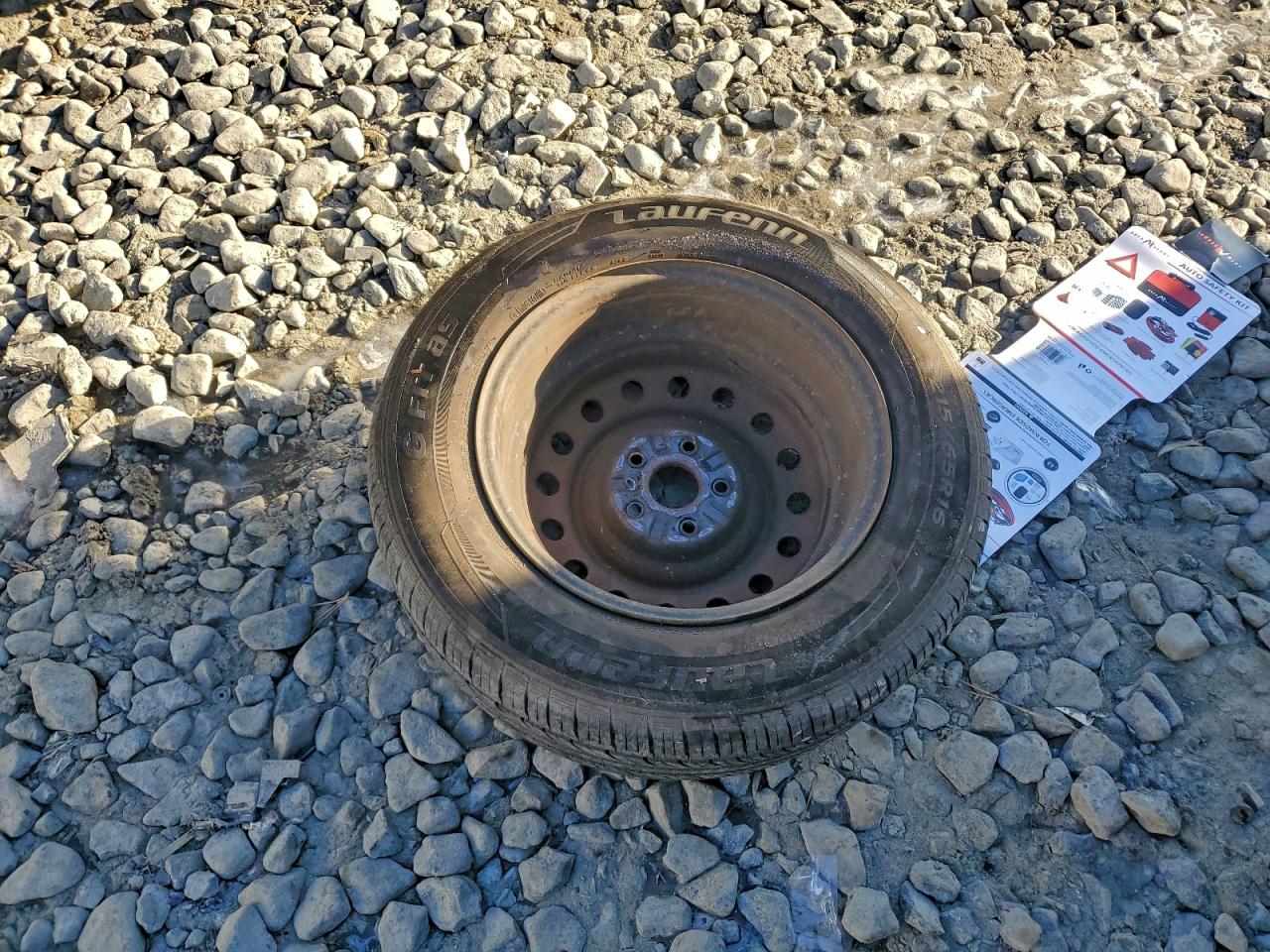 2009 TOYOTA SIENNA CE photo 13