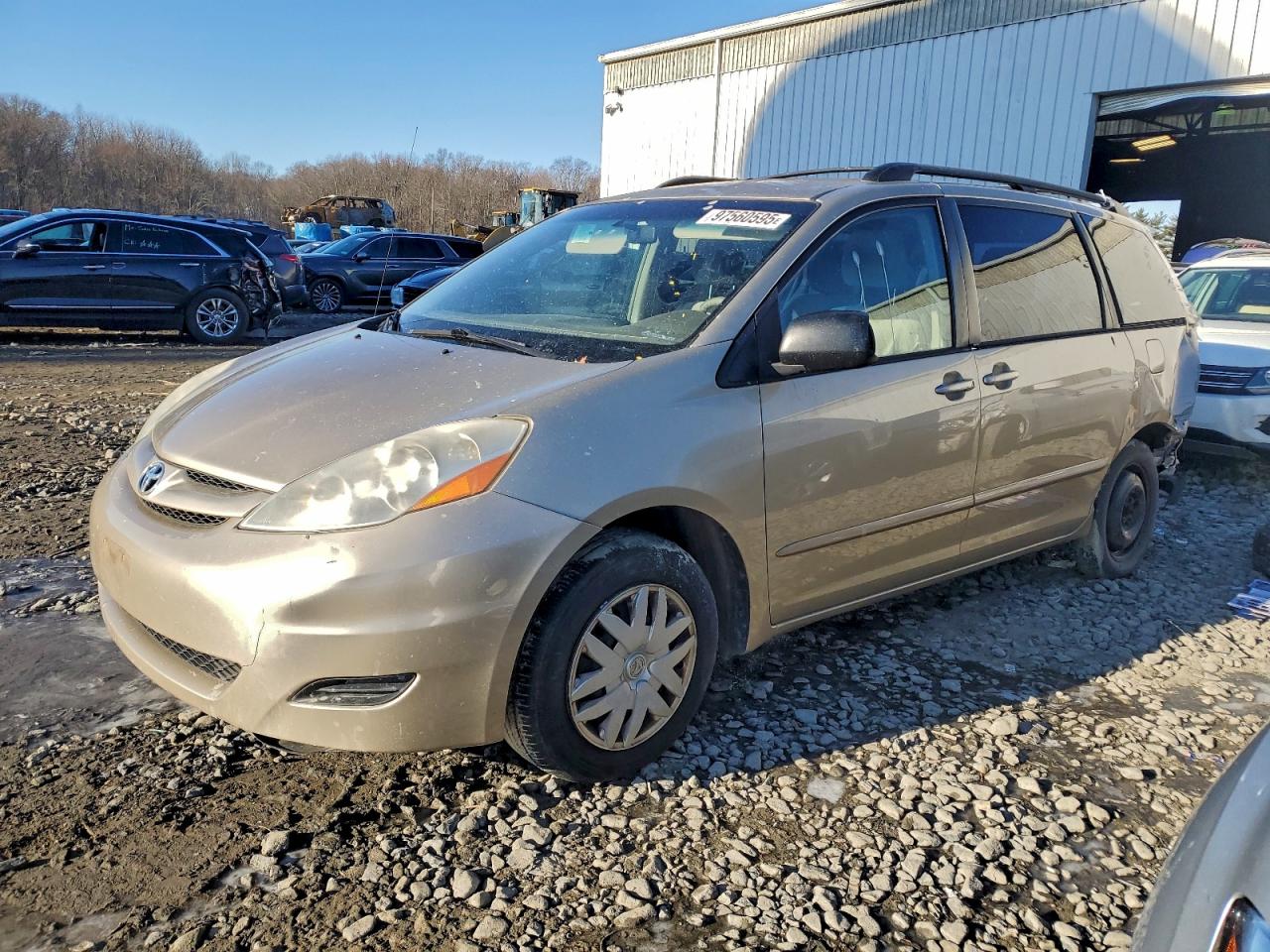 2009 TOYOTA SIENNA