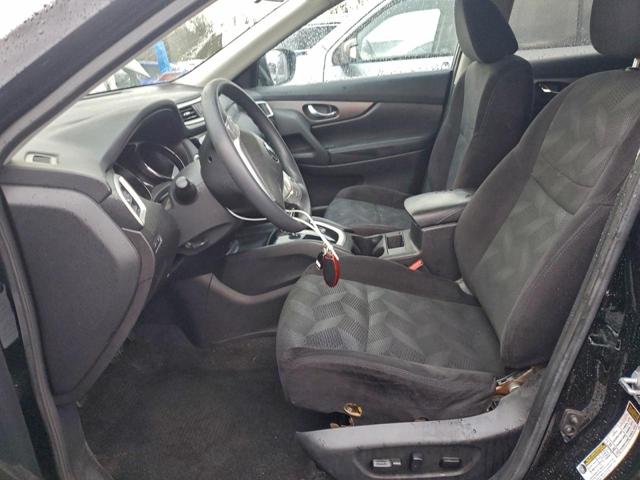 2014 NISSAN ROGUE S photo 7