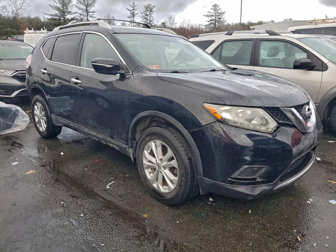 2014 NISSAN ROGUE S photo 4