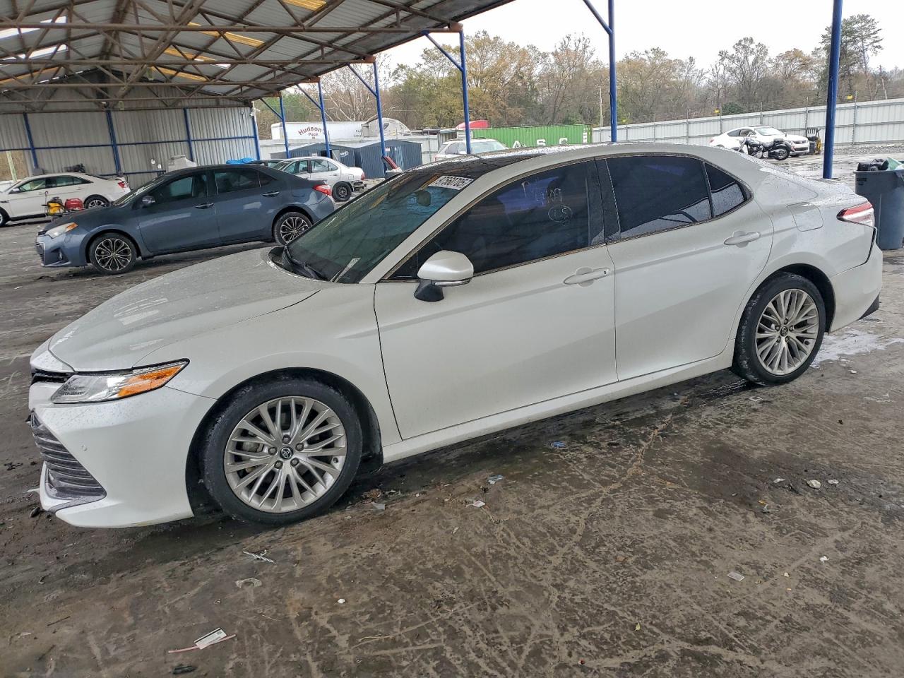 2018 TOYOTA CAMRY