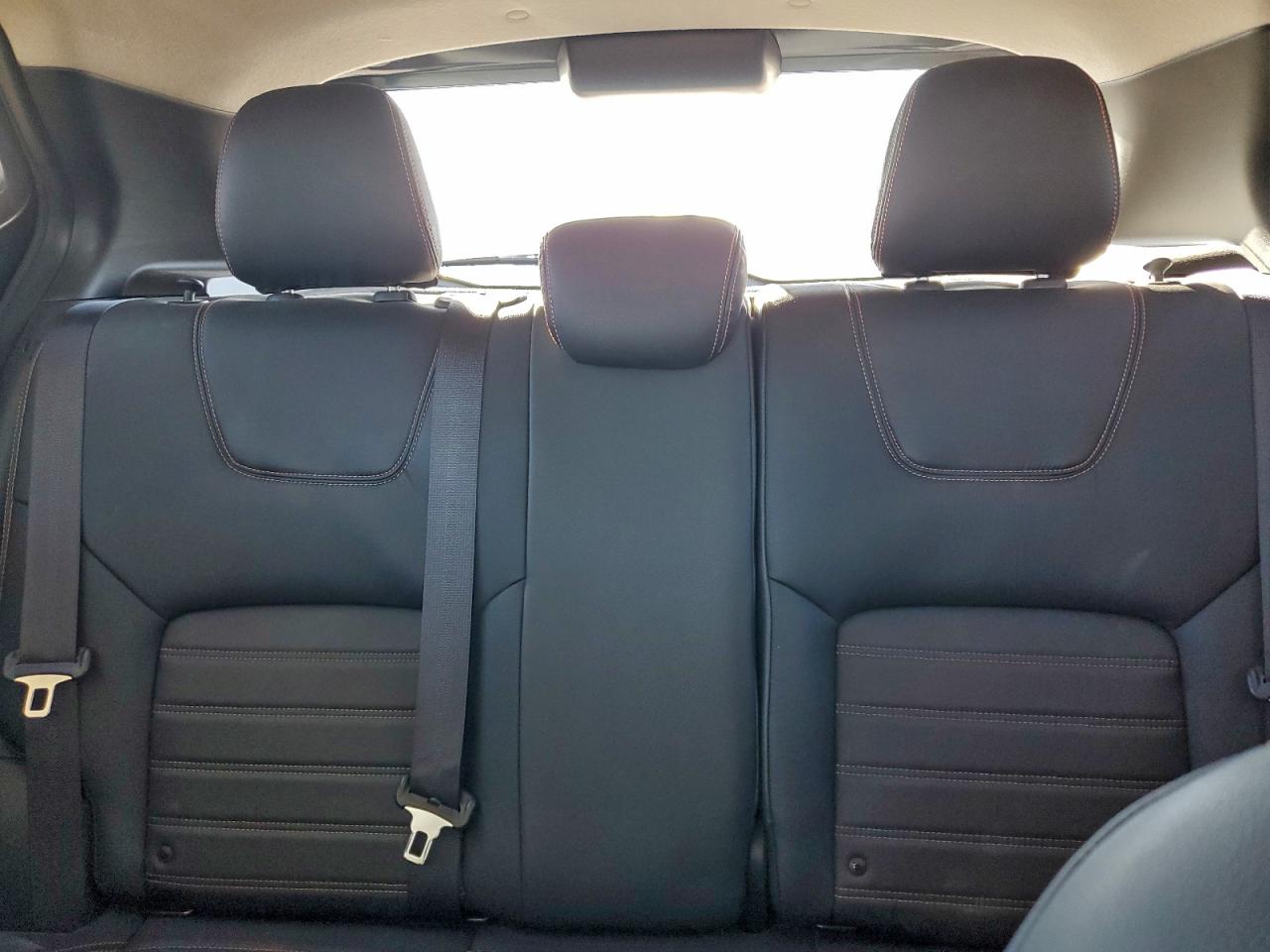 2019 NISSAN KICKS S photo 10