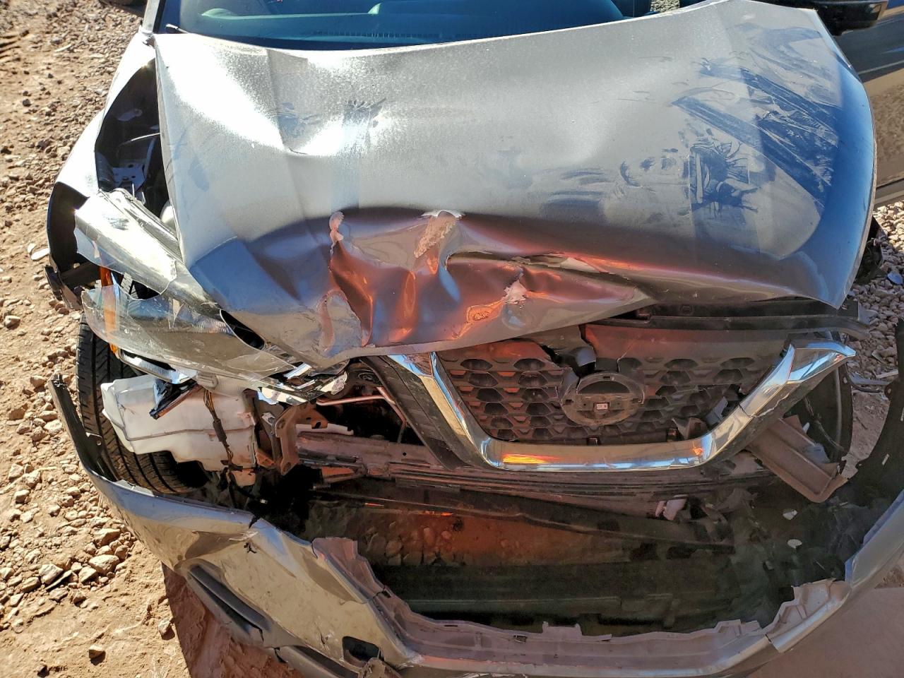 2019 NISSAN KICKS S photo 12