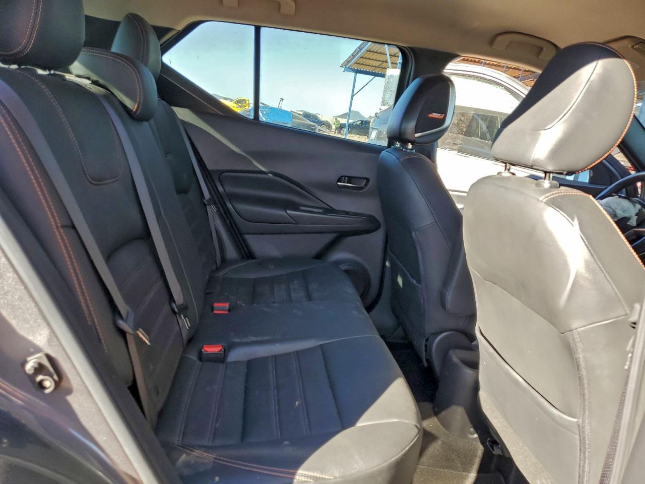 2019 NISSAN KICKS S photo 11