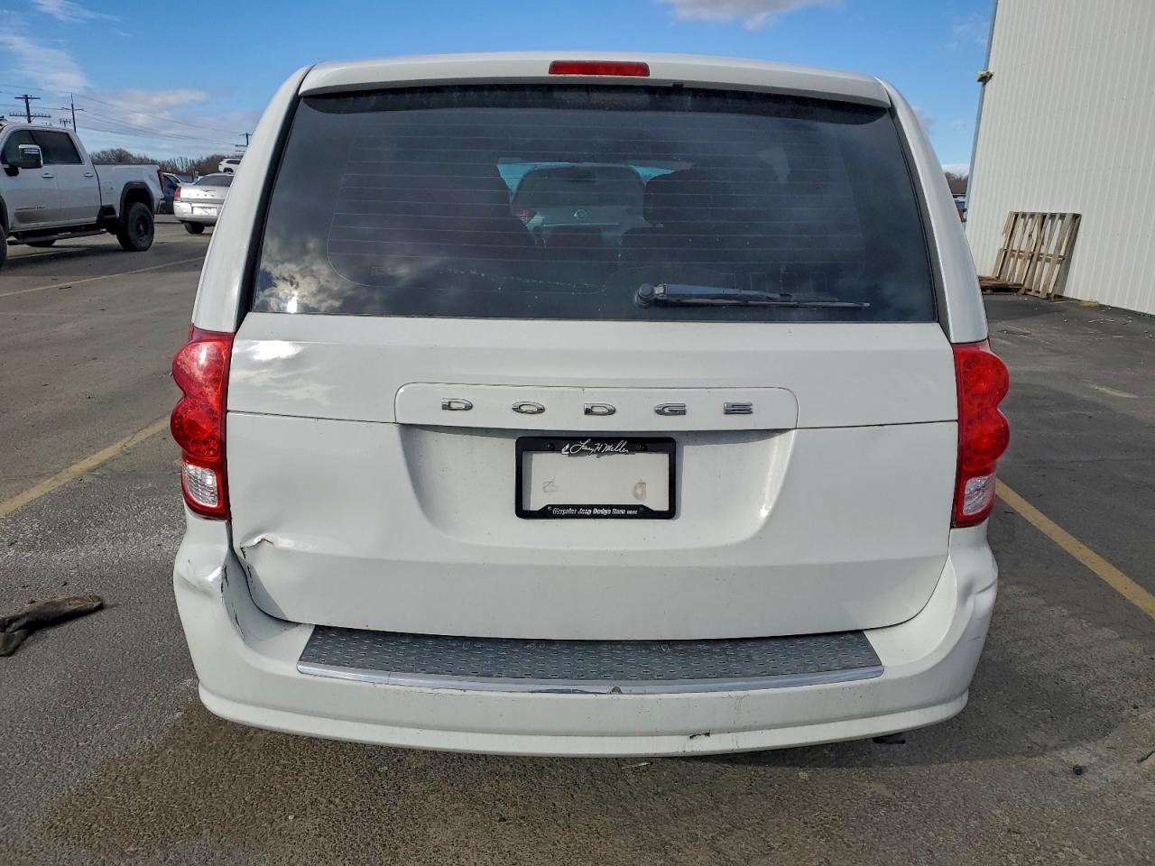 2013 DODGE GRAND CARAVAN SE photo 6