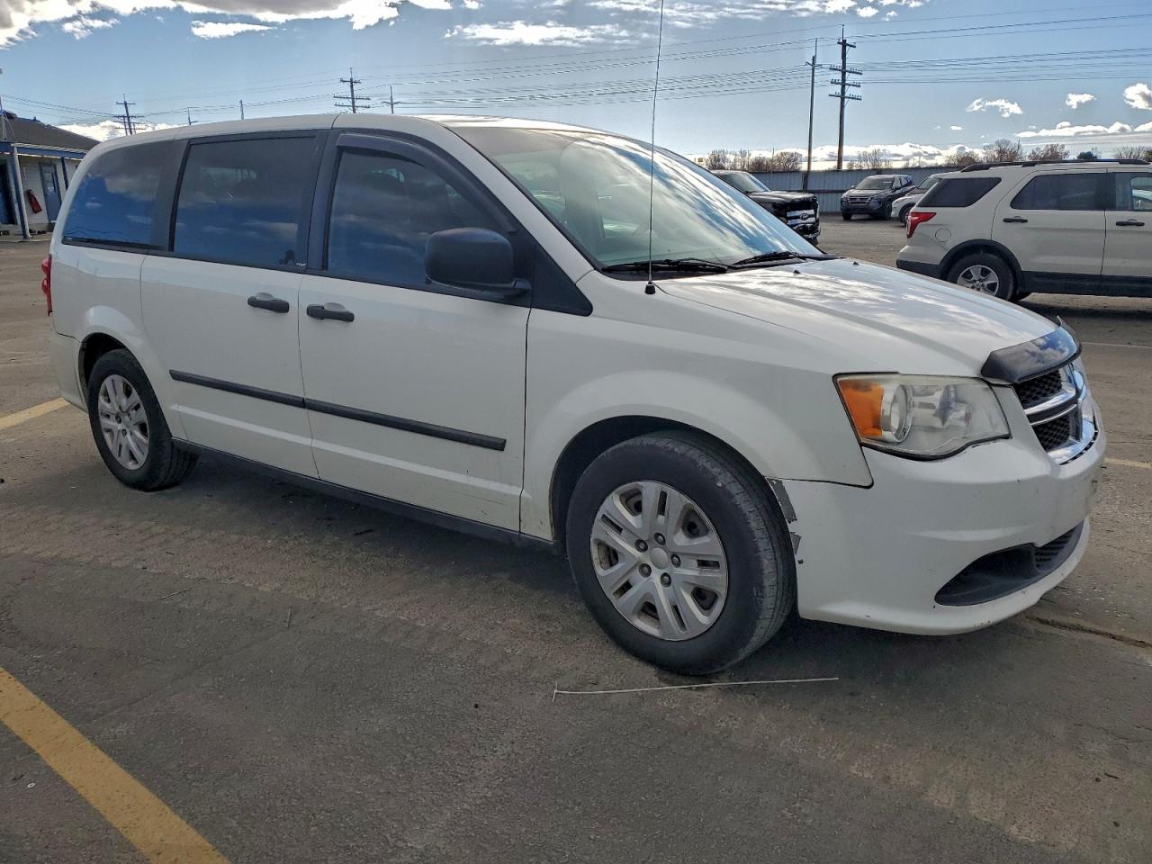 2013 DODGE GRAND CARAVAN SE photo 4