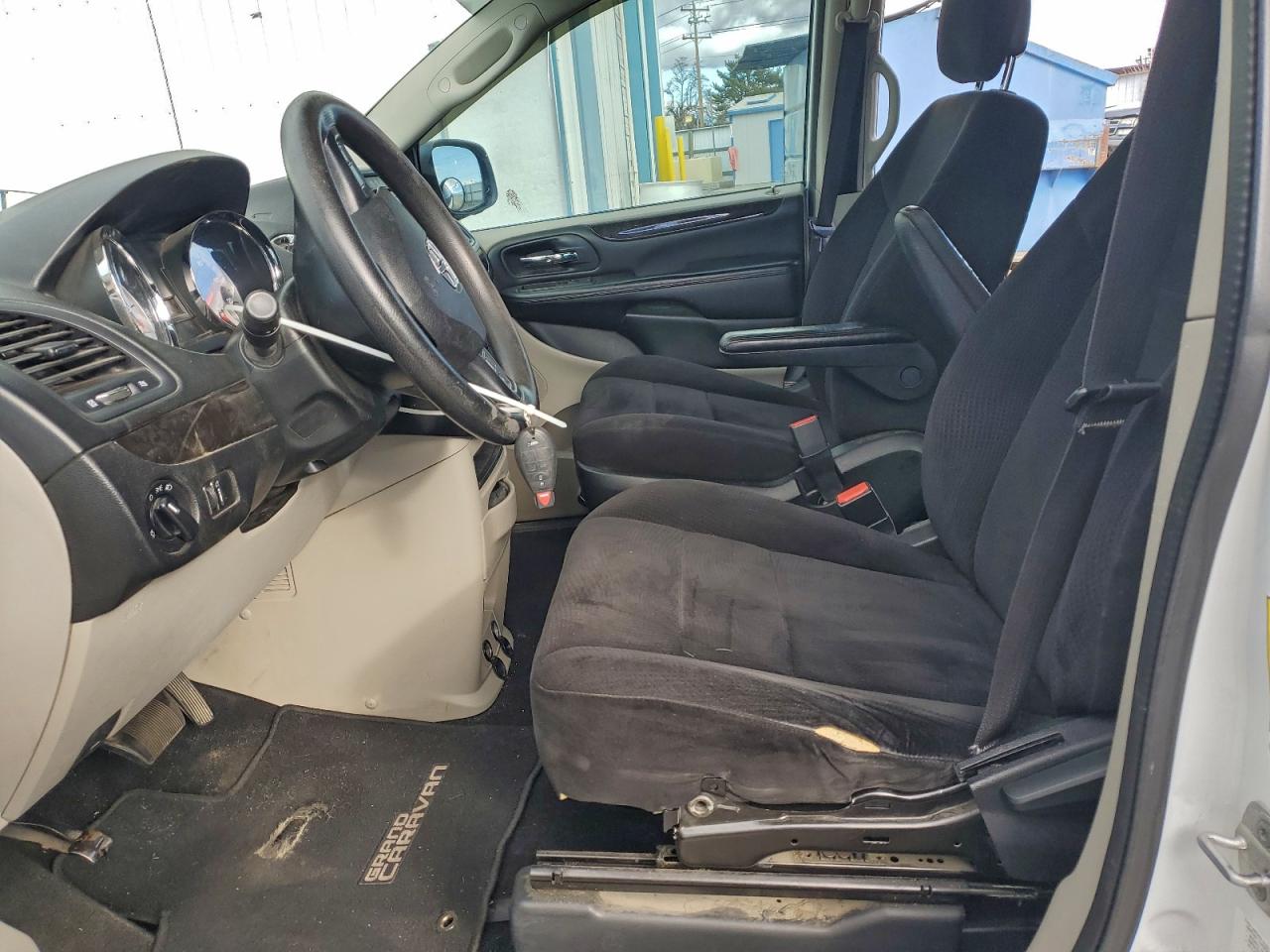 2013 DODGE GRAND CARAVAN SE photo 7