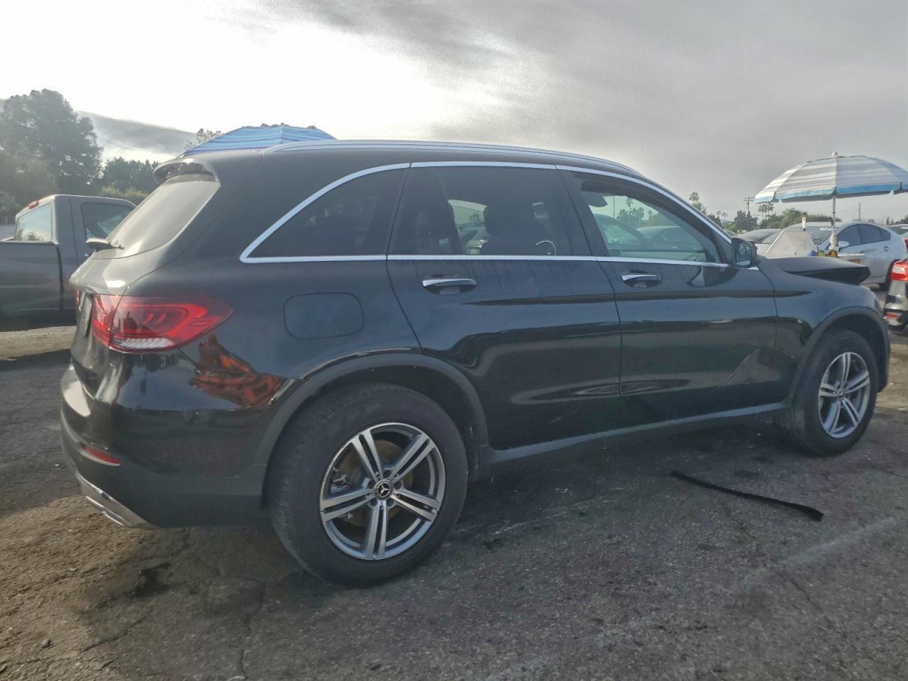 2021 MERCEDES-BENZ GLC 300 photo 3
