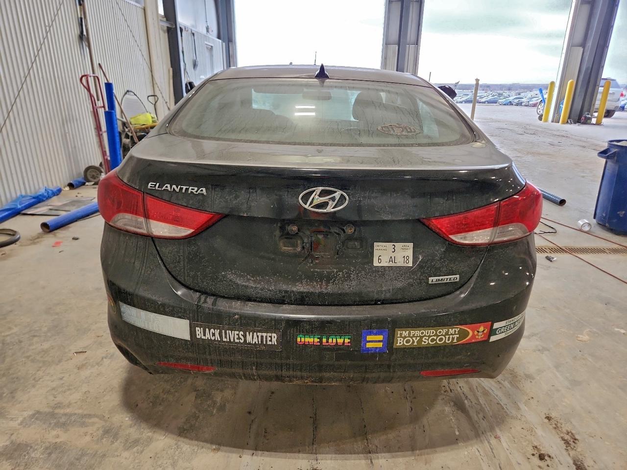 2013 HYUNDAI ELANTRA GLS photo 6