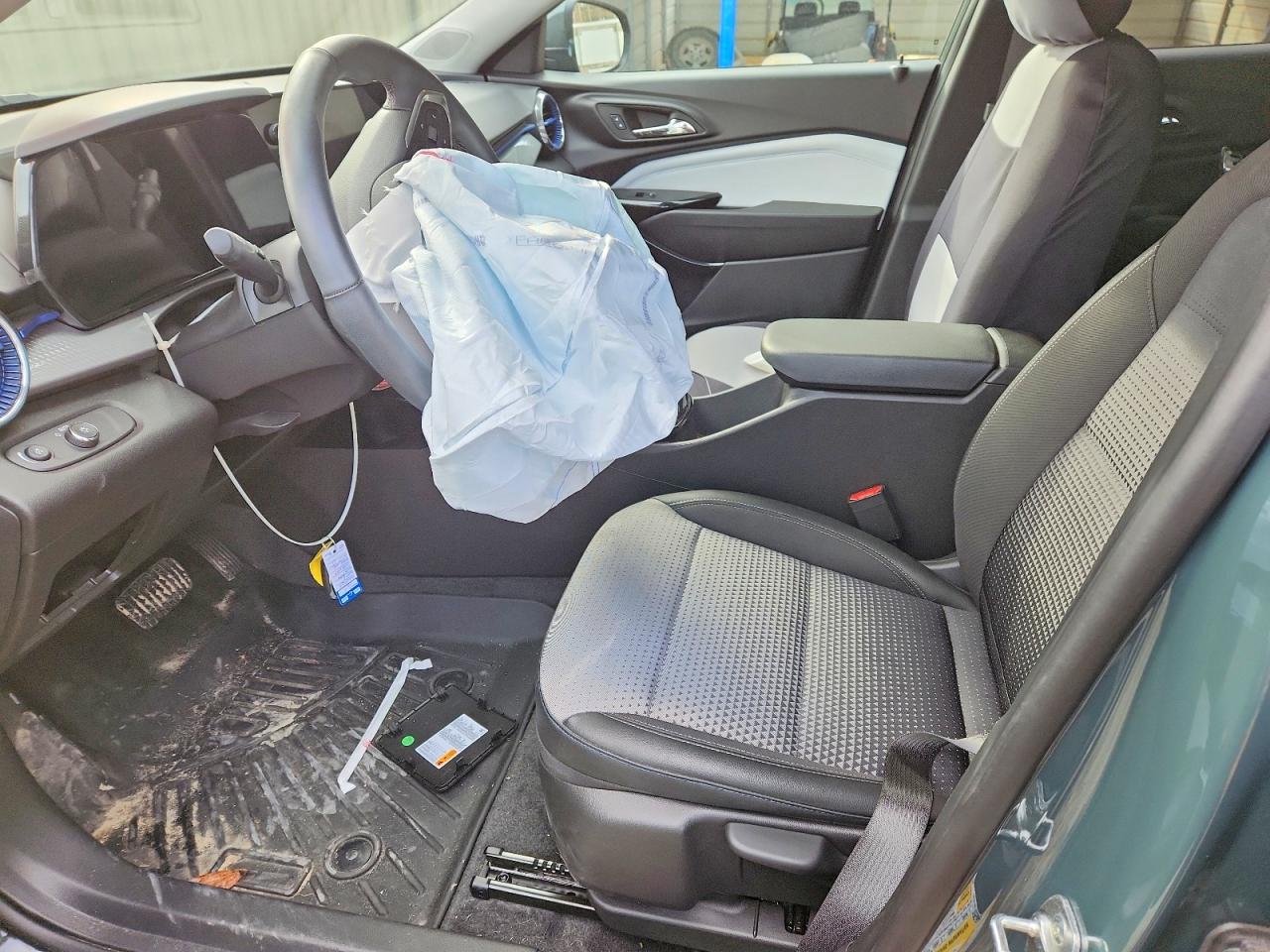 2025 CHEVROLET TRAX 1LT photo 7