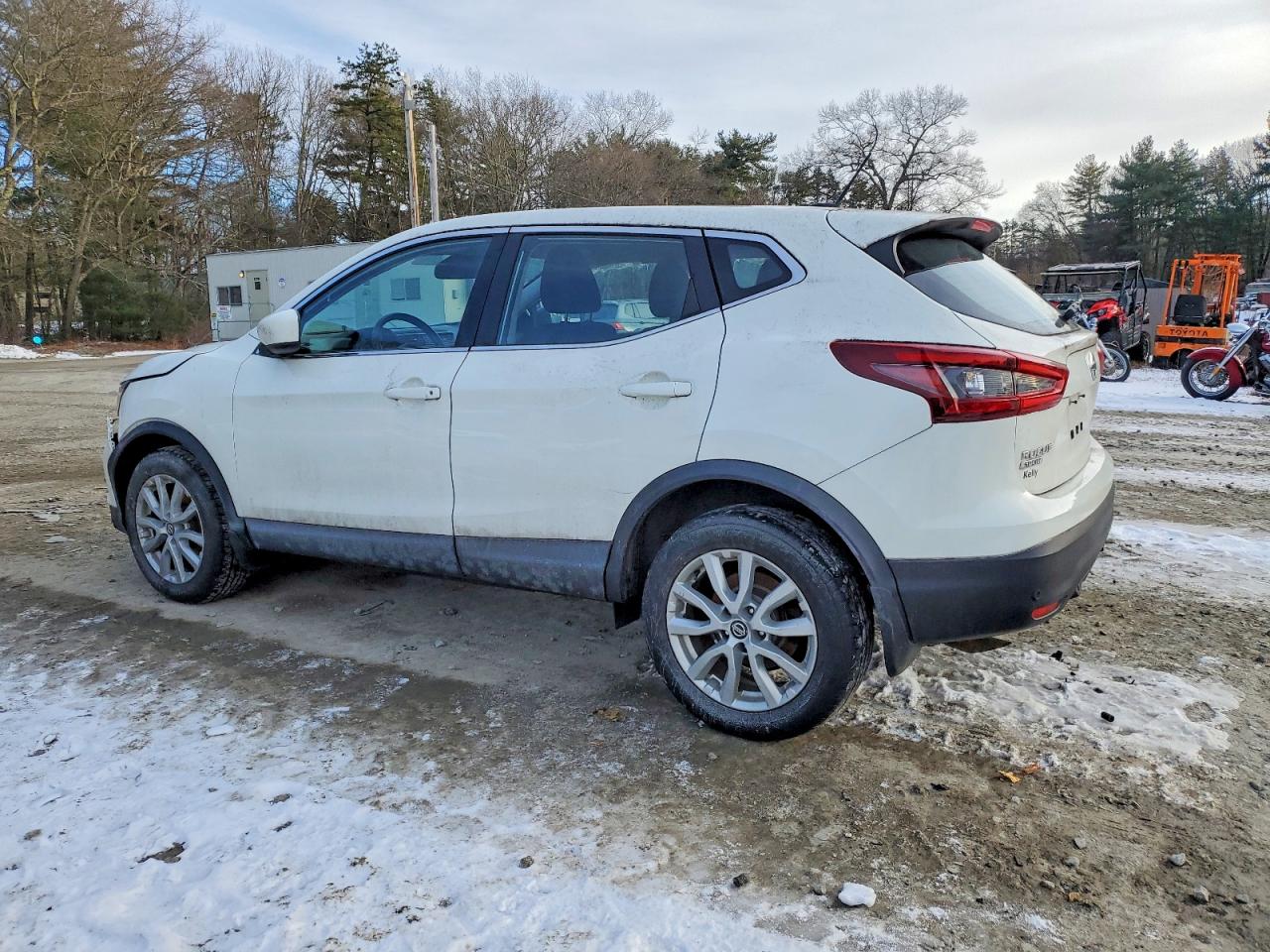 2020 NISSAN ROGUE SPORT S photo 2