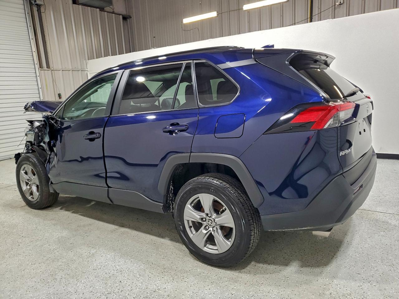 2025 TOYOTA RAV4 XLE photo 2