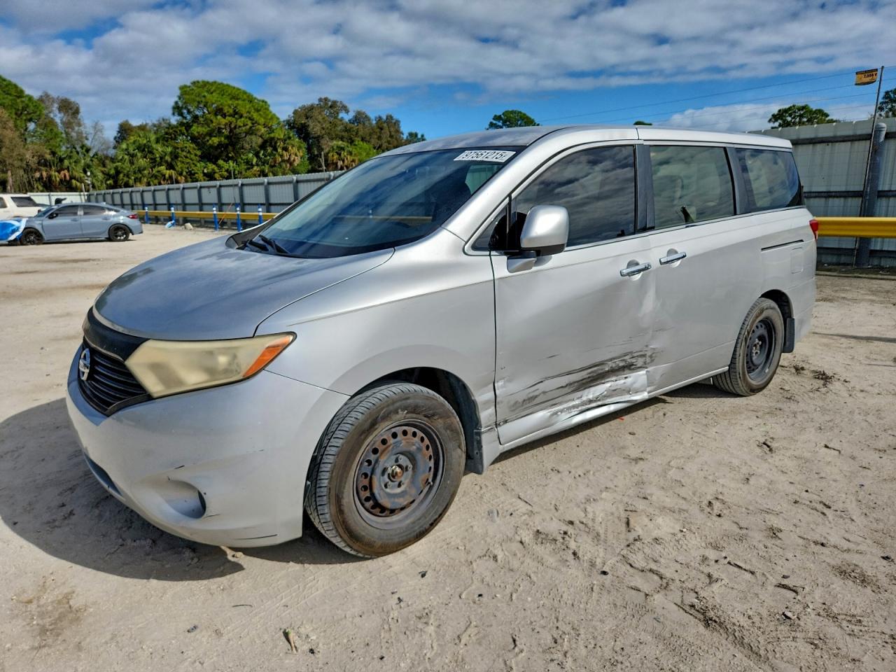 2013 NISSAN QUEST