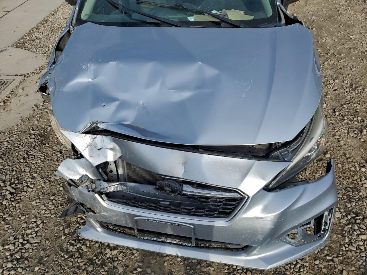 2017 SUBARU IMPREZA photo 11