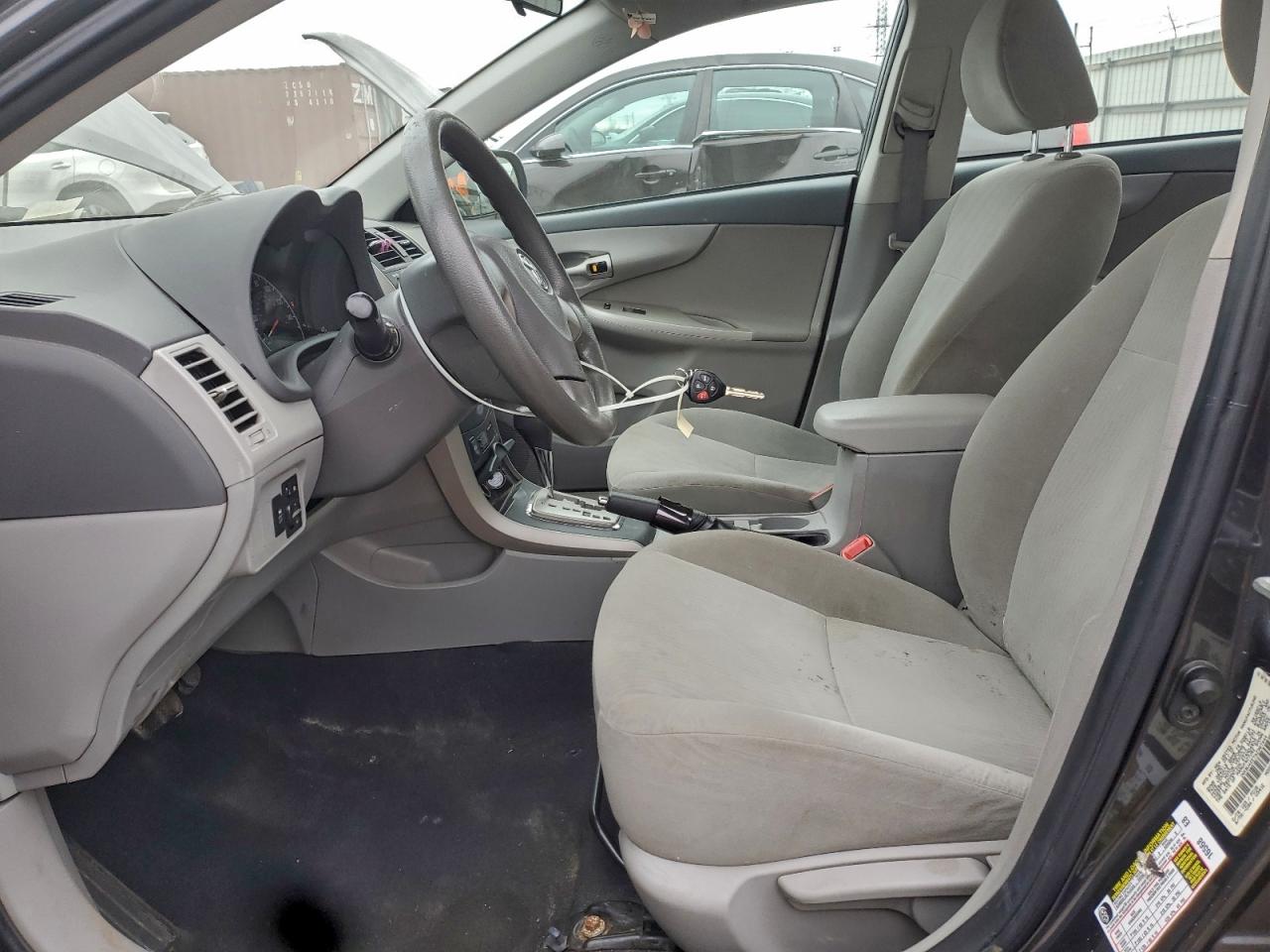 2010 TOYOTA COROLLA BASE photo 7